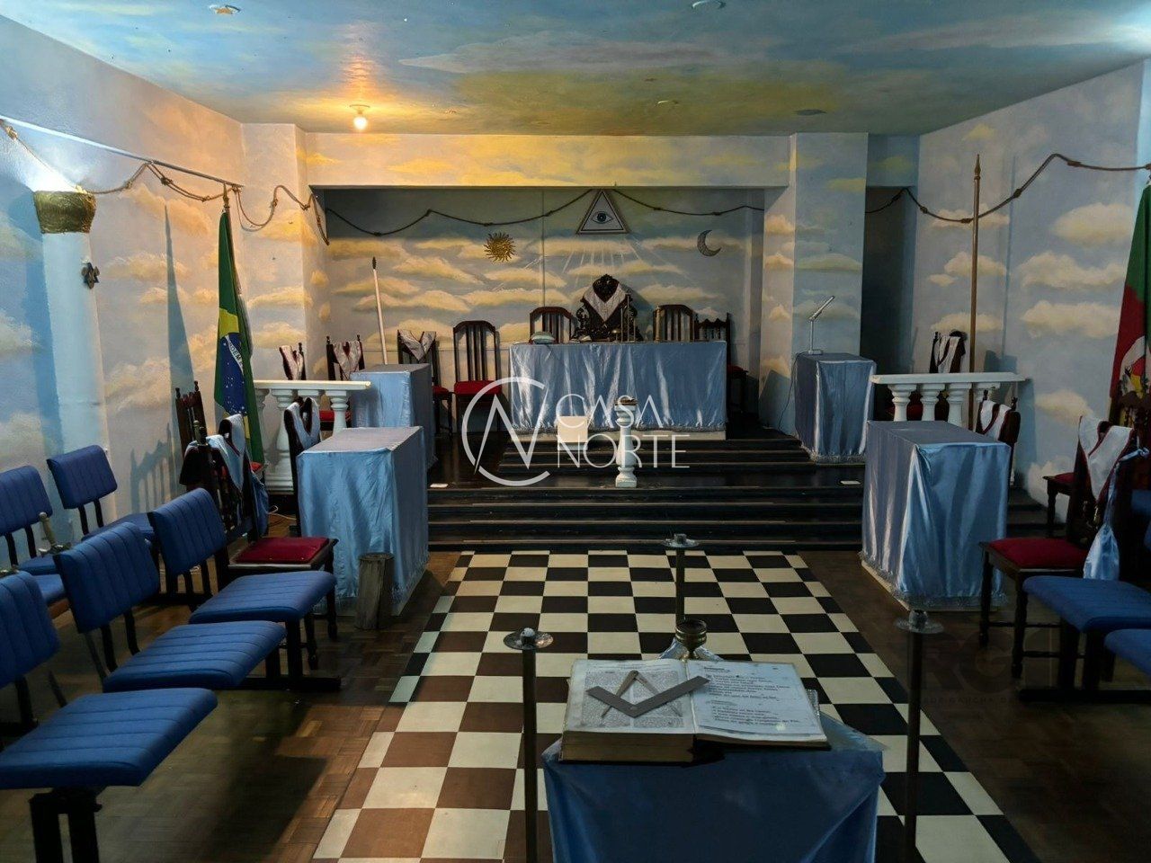 Sala Comercial à venda , 176m², Praça Osvaldo Cruz no bairro Centro Histórico em Porto Alegre