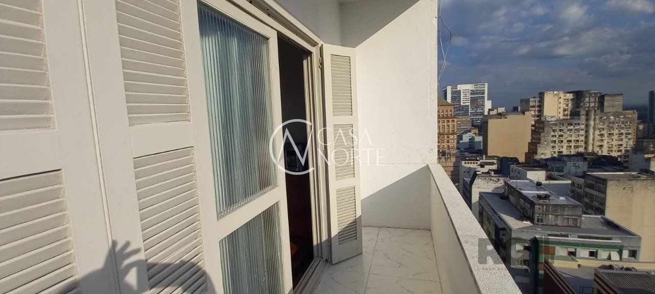 Apartamento à venda com 1 quarto, 52m², Avenida Senador Salgado Filho no bairro Centro Histórico em Porto Alegre