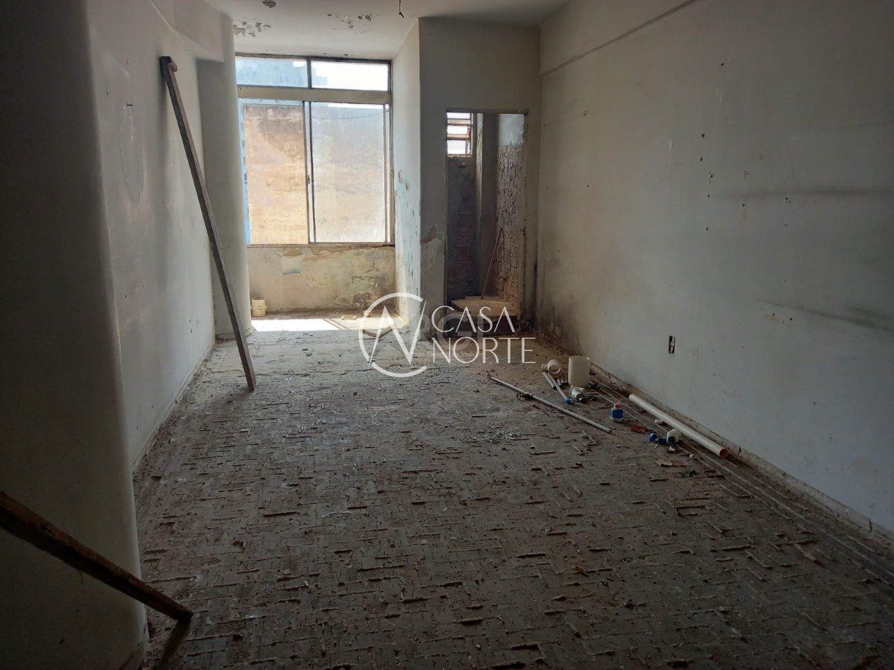 Sala Comercial à venda , 28m², Rua Voluntarios da Patria no bairro Centro Histórico em Porto Alegre