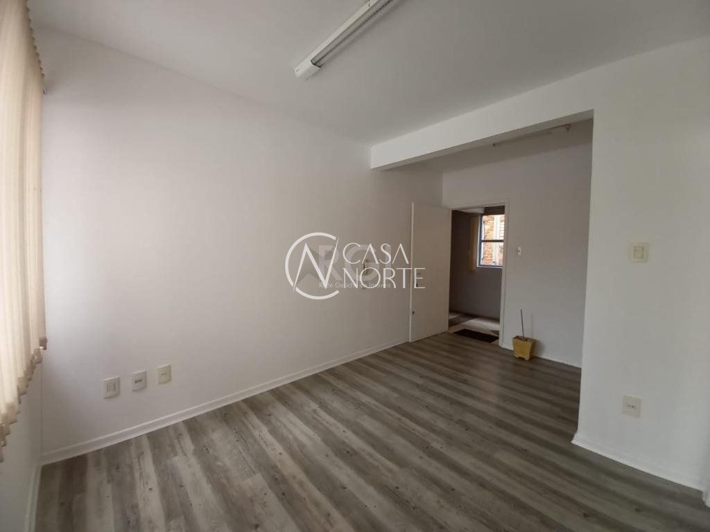 Sala Comercial à venda , 39m², Avenida Independência no bairro Independência em Porto Alegre