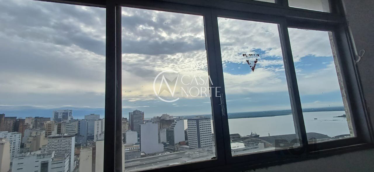 Sala Comercial à venda , 30m², Praça Osvaldo Cruz no bairro Centro Histórico em Porto Alegre