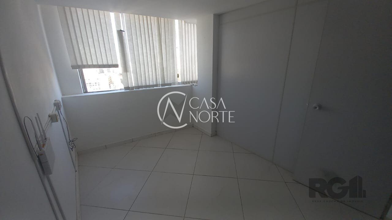 Sala Comercial à venda , 23m², Praça Osvaldo Cruz no bairro Centro Histórico em Porto Alegre