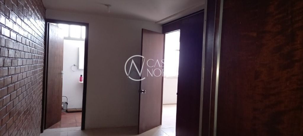 Sala Comercial à venda , 41m², Praça Osvaldo Cruz no bairro Centro Histórico em Porto Alegre