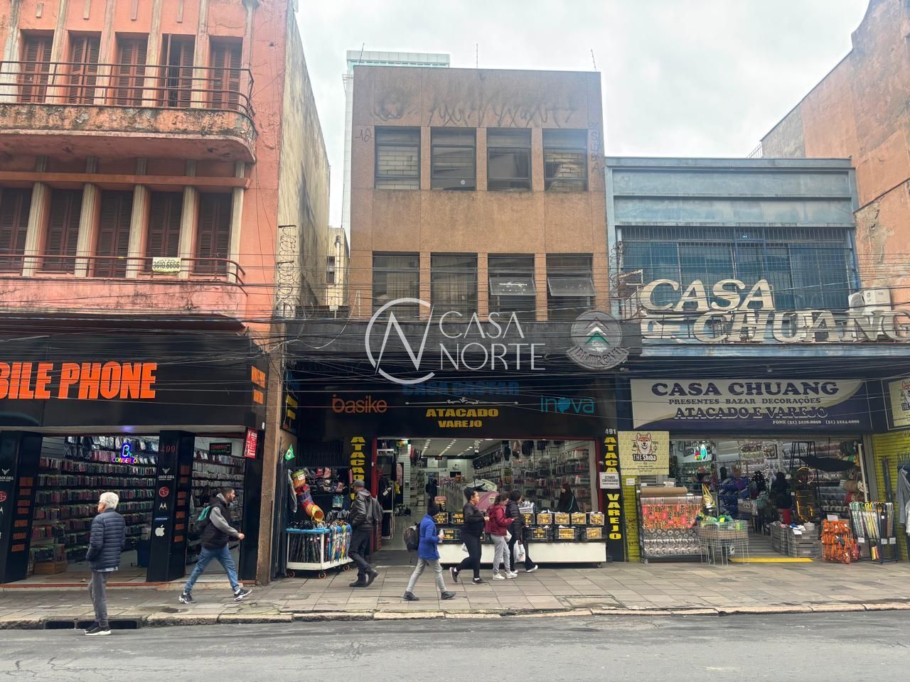 Loja à venda com 1 quarto, 2000m², Rua Voluntários da Pátria no bairro Centro Histórico em Porto Alegre