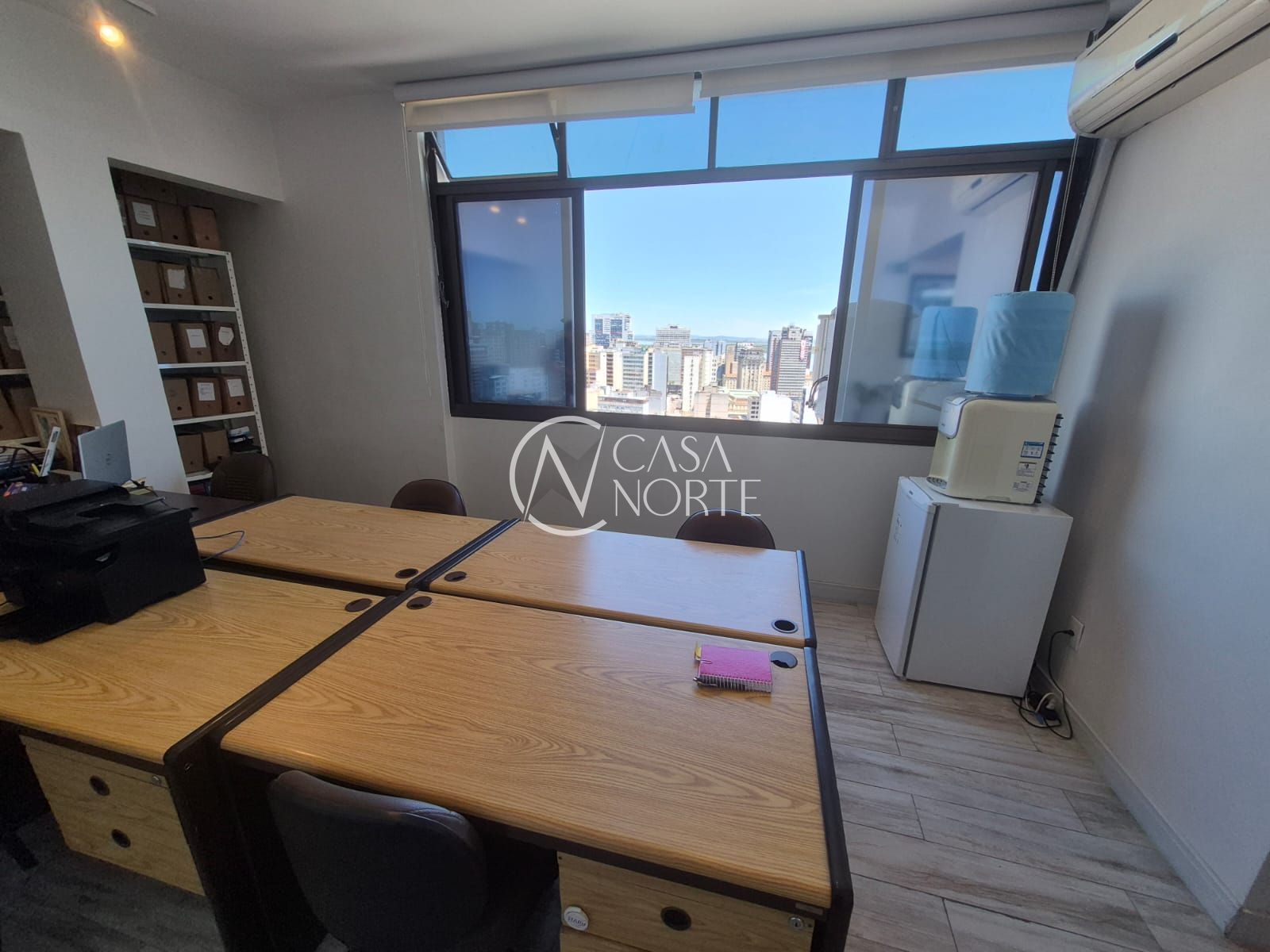 Sala Comercial à venda com 1 quarto, 29m², Praça Osvaldo Cruz no bairro Centro Histórico em Porto Alegre