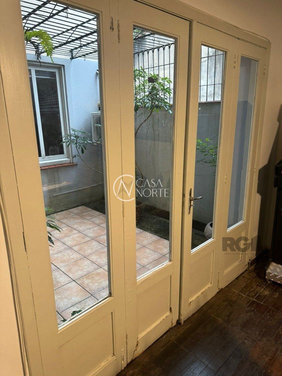 Apartamento à venda com 3 quartos, 147m², 1 suíte, Rua Pedro Chaves Barcelos no bairro Auxiliadora em Porto Alegre