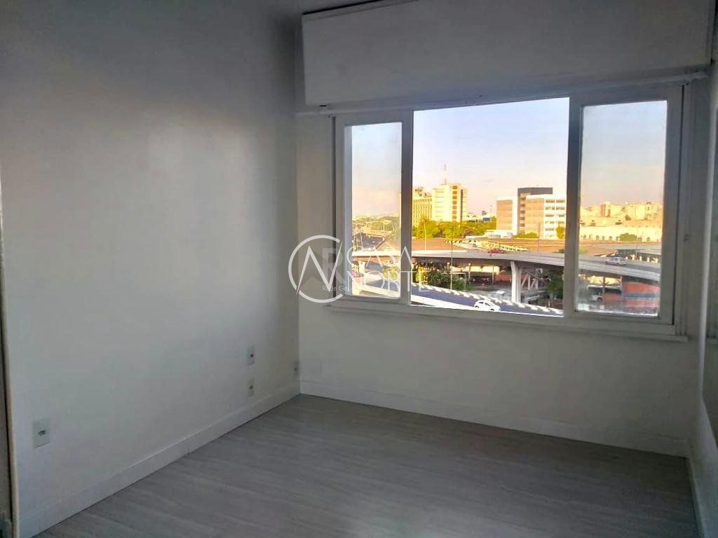 Sala Comercial à venda , 64m², Avenida Julio de Castilhos no bairro Centro Histórico em Porto Alegre