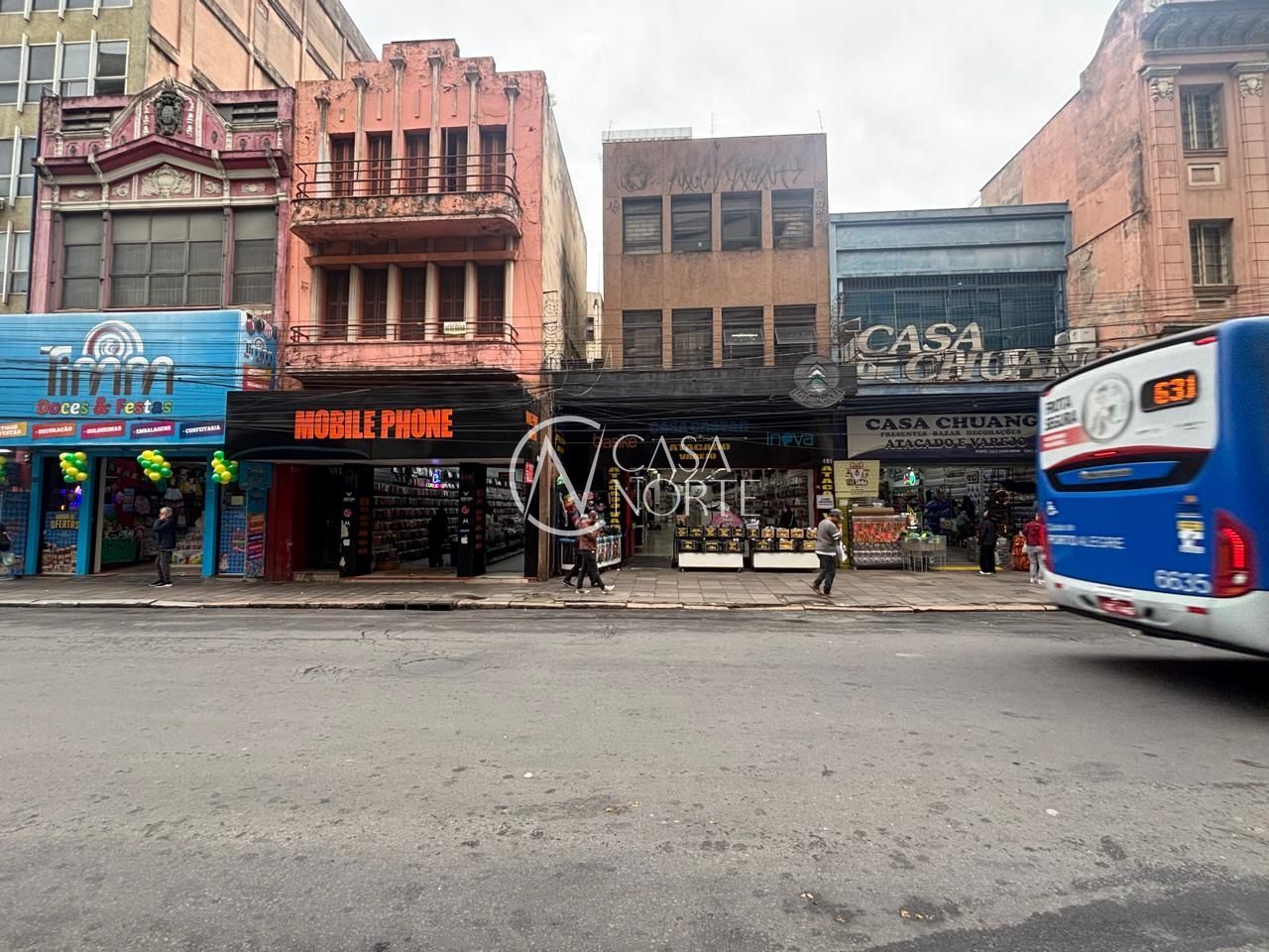 Loja à venda com 1 quarto, 2000m², Rua Voluntários da Pátria no bairro Centro Histórico em Porto Alegre