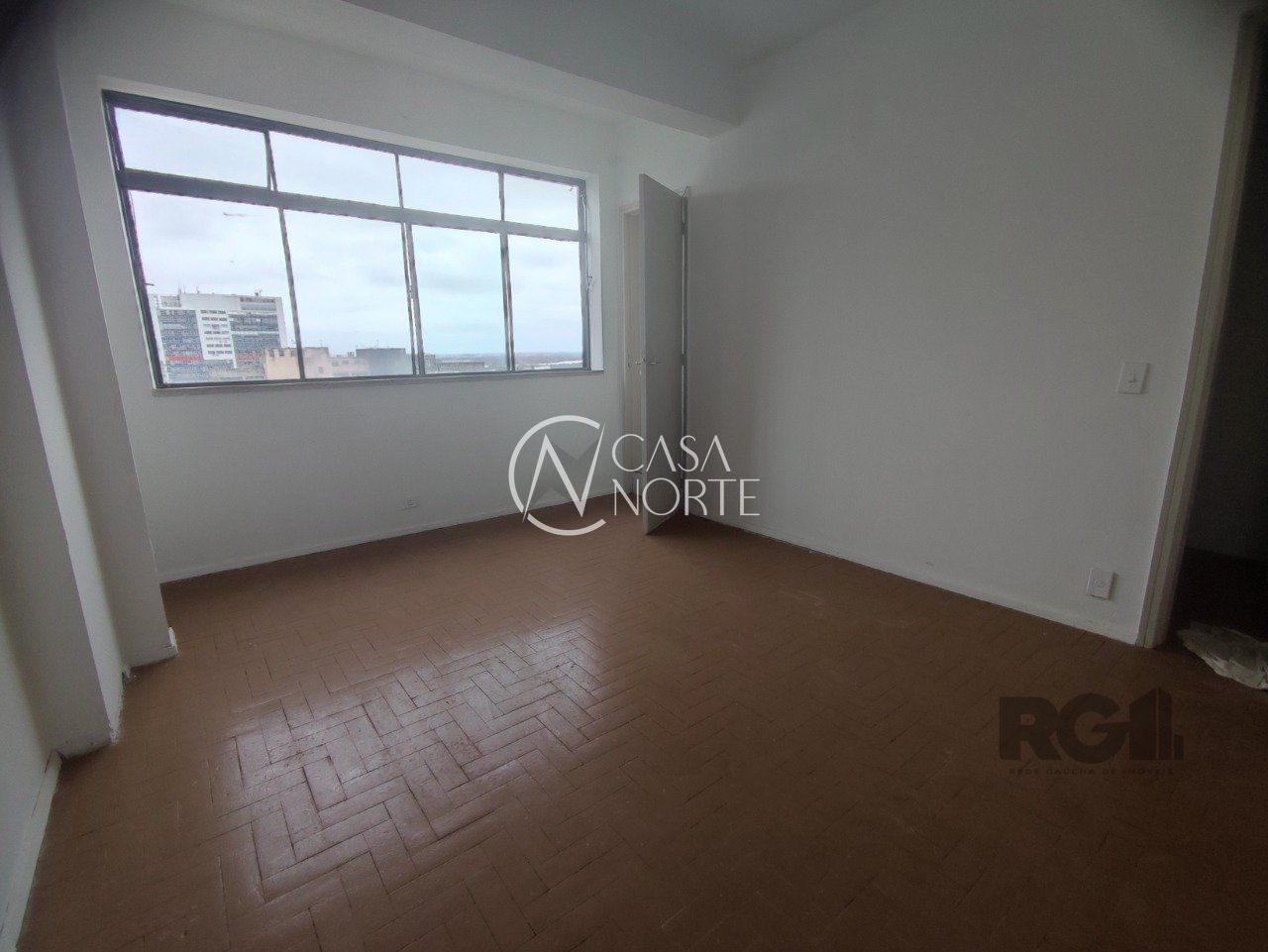 Sala Comercial à venda , Rua dos Andradas no bairro Centro Histórico em Porto Alegre