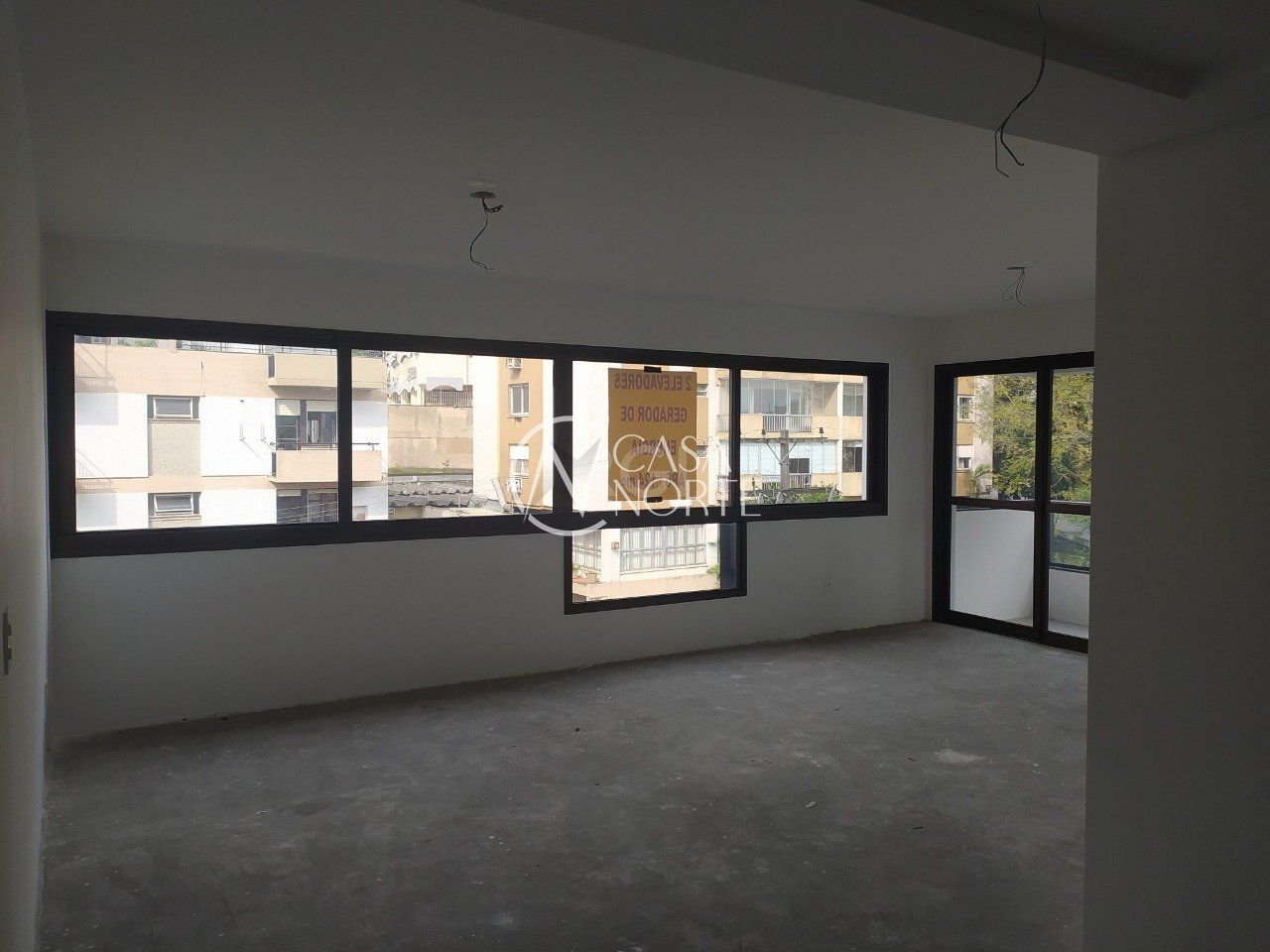 Apartamento à venda com 3 quartos, 123m², 1 suíte, 1 vaga, Rua Murilo Furtado no bairro Petrópolis em Porto Alegre