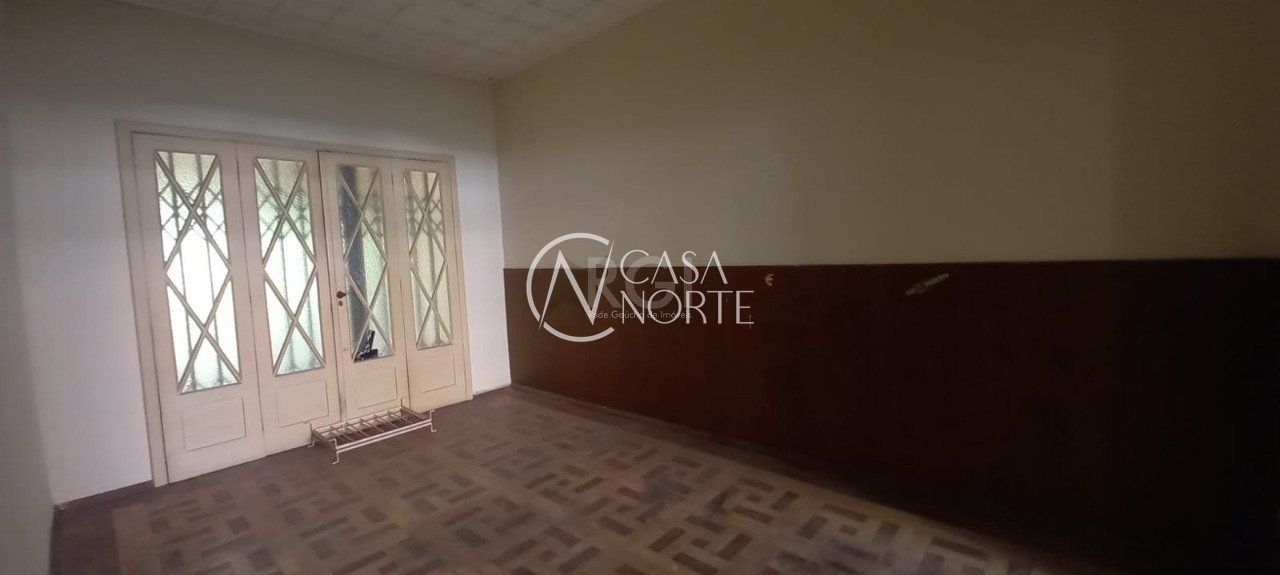 Casa à venda com 3 quartos, 130m², Rua Santo Antônio no bairro Floresta em Porto Alegre