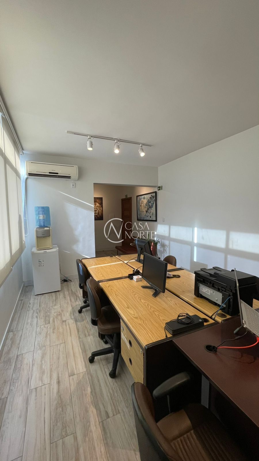 Sala Comercial à venda com 1 quarto, 29m², Praça Osvaldo Cruz no bairro Centro Histórico em Porto Alegre