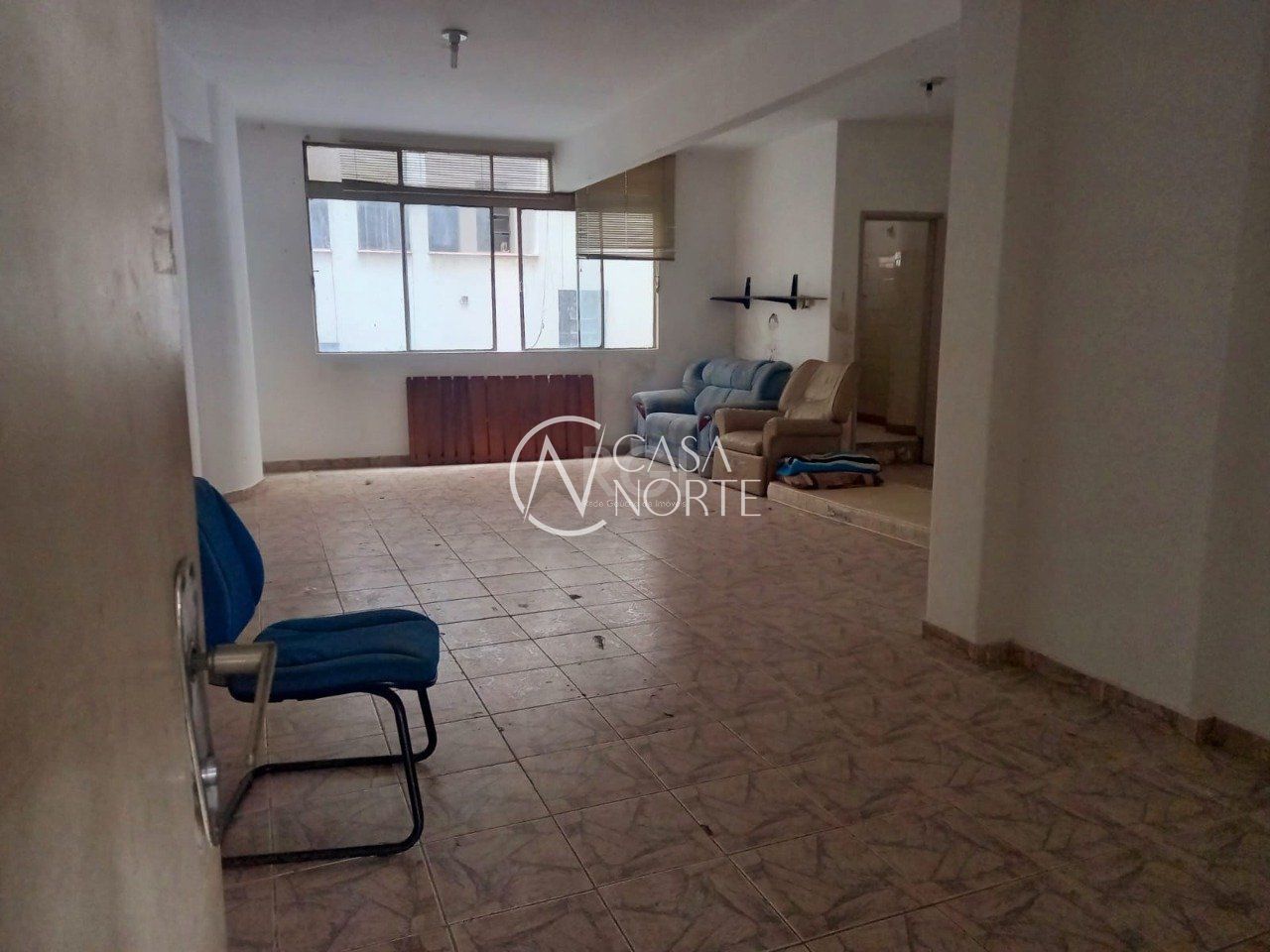 Sala Comercial à venda , 46m², Rua Voluntarios da Patria no bairro Centro Histórico em Porto Alegre