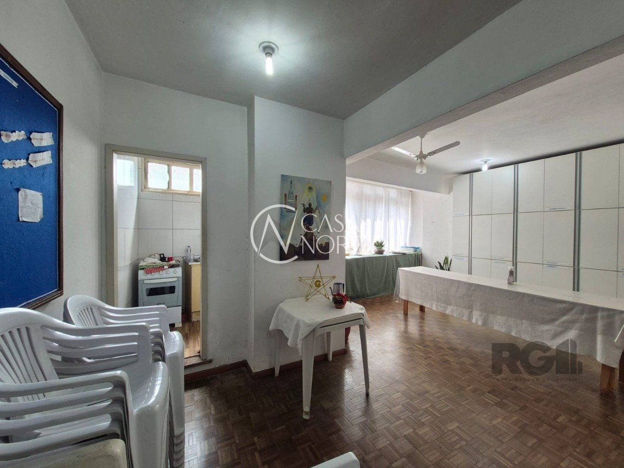 Sala Comercial à venda , 41m², Praça Osvaldo Cruz no bairro Centro Histórico em Porto Alegre