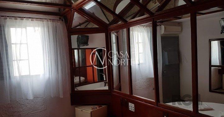 Hotel à venda , 1296m², Avenida Baltazar de Oliveira Garcia no bairro São Sebastião em Porto Alegre