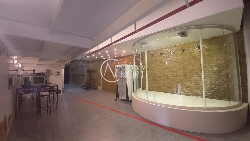 Prédio Comercial à venda com 8 quartos, 1000m², Rua Coronel Vicente no bairro Centro Histórico em Porto Alegre