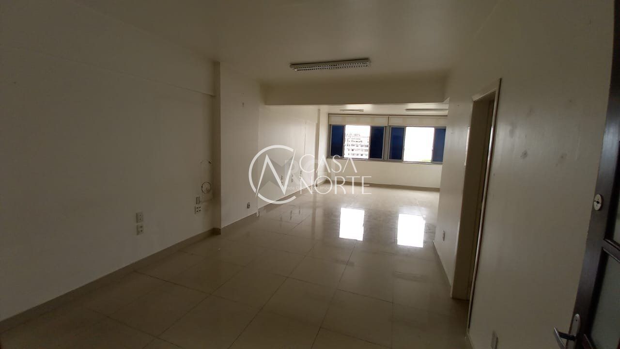 Sala Comercial à venda , 52m², Praça Osvaldo Cruz no bairro Centro Histórico em Porto Alegre