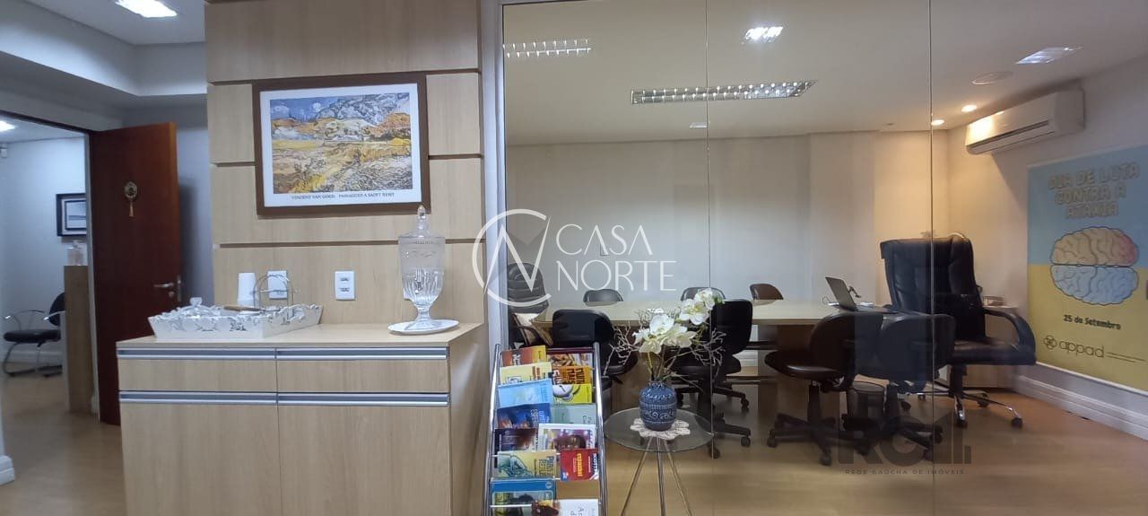 Sala Comercial à venda , 109m², Rua Vigário José Inácio no bairro Centro Histórico em Porto Alegre