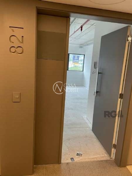 Sala Comercial à venda , 34m², Avenida Teresópolis no bairro Teresópolis em Porto Alegre