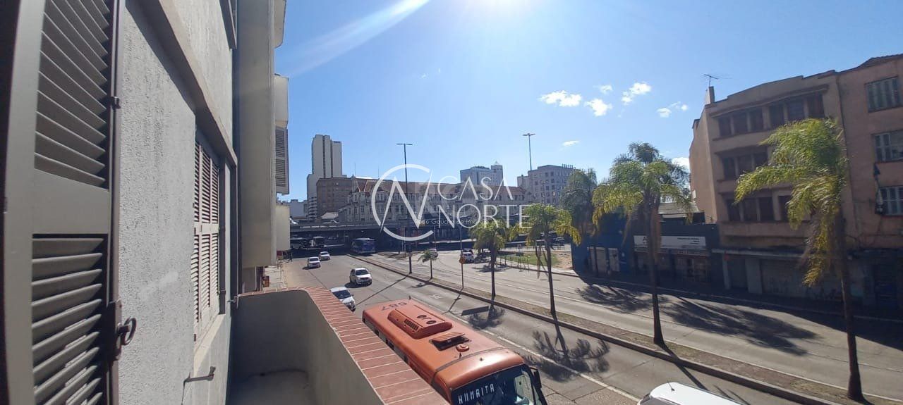 Prédio Comercial à venda , 300m², Avenida Farrapos no bairro Floresta em Porto Alegre