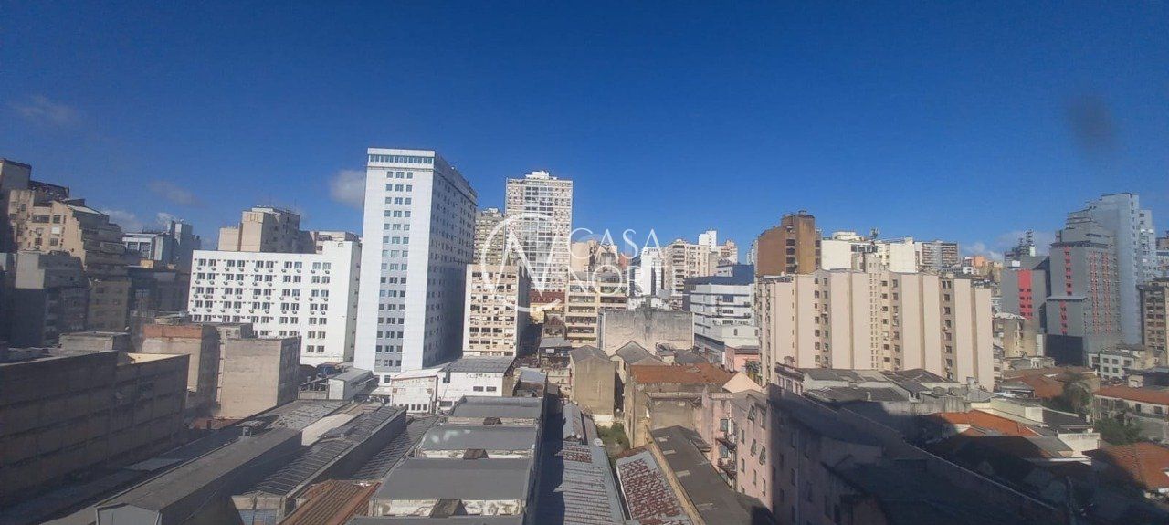 Sala Comercial à venda , 64m², Praça Osvaldo Cruz no bairro Centro Histórico em Porto Alegre