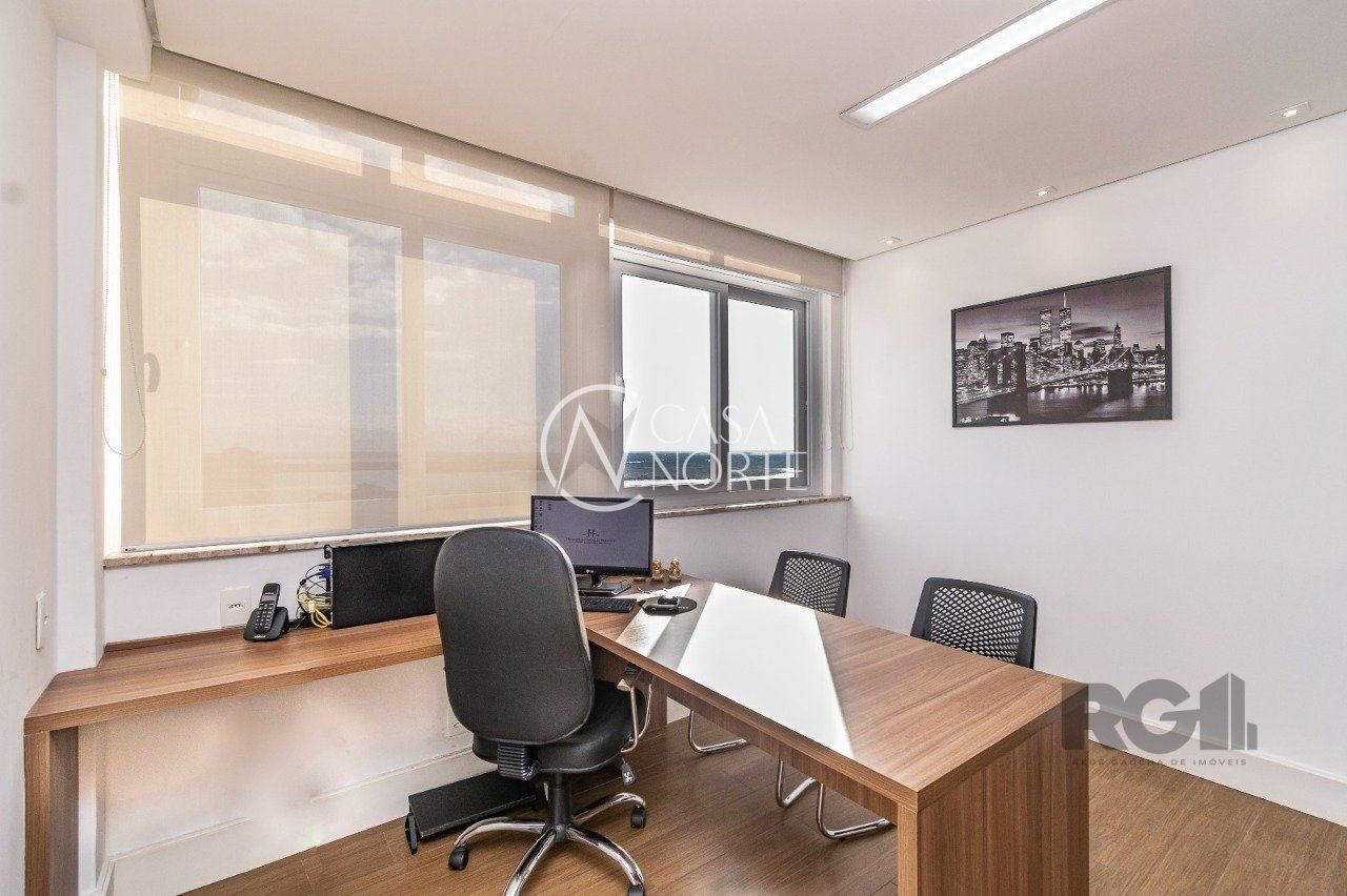 Sala Comercial à venda , 82m², Praça Osvaldo Cruz no bairro Centro Histórico em Porto Alegre