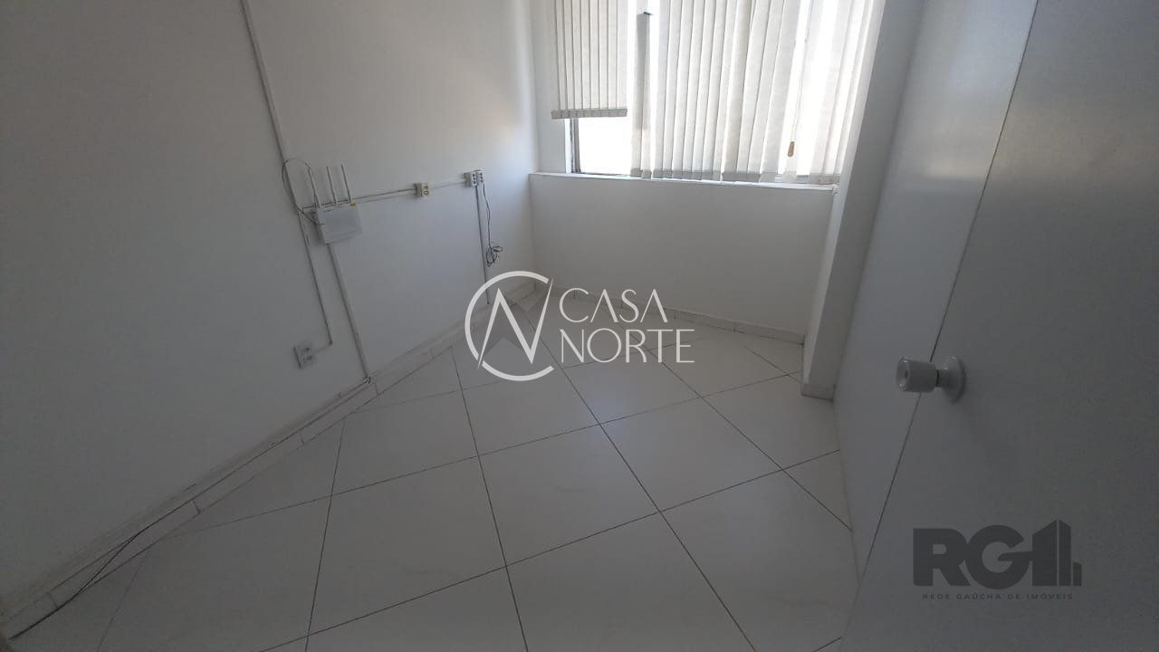 Sala Comercial à venda , 23m², Praça Osvaldo Cruz no bairro Centro Histórico em Porto Alegre