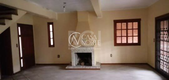 Casa à venda com 3 quartos, 220m², 1 suíte, 2 vagas, Rua Dona Adda Mascarenhas de Moraes no bairro Jardim Itu em Porto Alegre