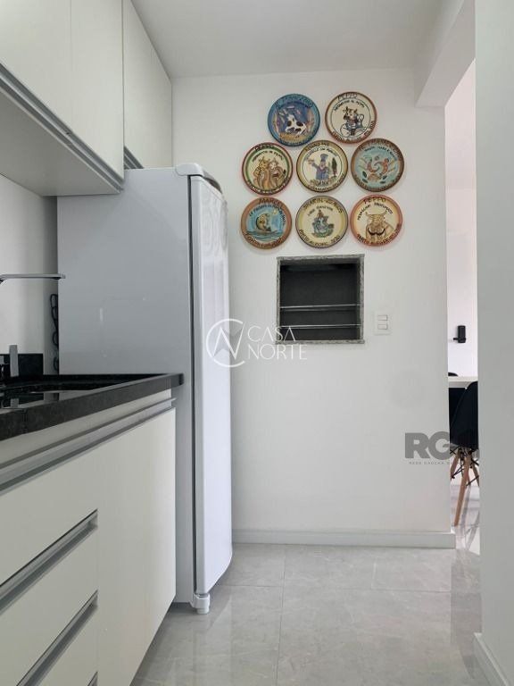 Apartamento à venda com 1 quarto, 40m², Avenida dos Cubanos no bairro Partenon em Porto Alegre