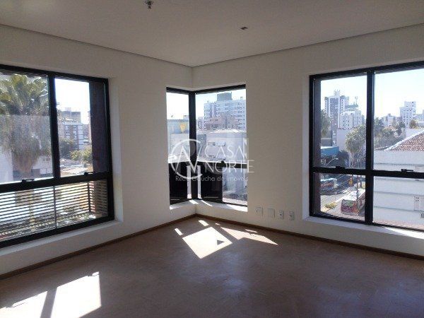 Sala Comercial à venda , 38m², 1 vaga, Rua José de Alencar no bairro Menino Deus em Porto Alegre