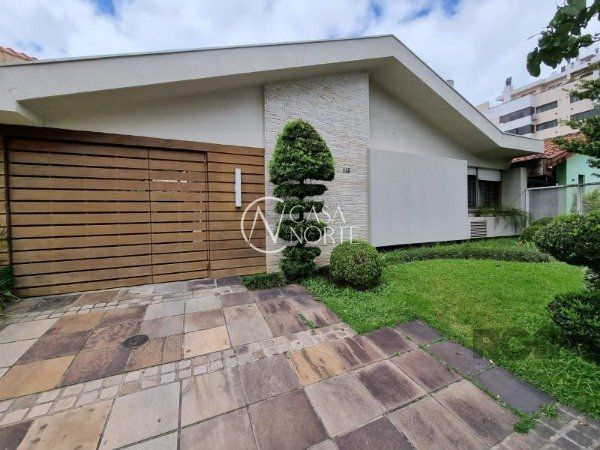 Casa à venda com 3 quartos, 280m², 1 suíte, 2 vagas, Avenida Doutor Walter So Jobim no bairro Jardim Lindóia em Porto Alegre