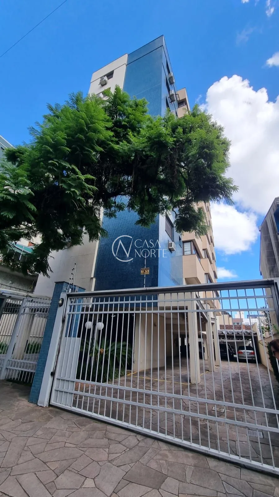 Apartamento à venda com 2 quartos, 86m², 1 suíte, 1 vaga, Rua Coronel Feijó no bairro São João em Porto Alegre