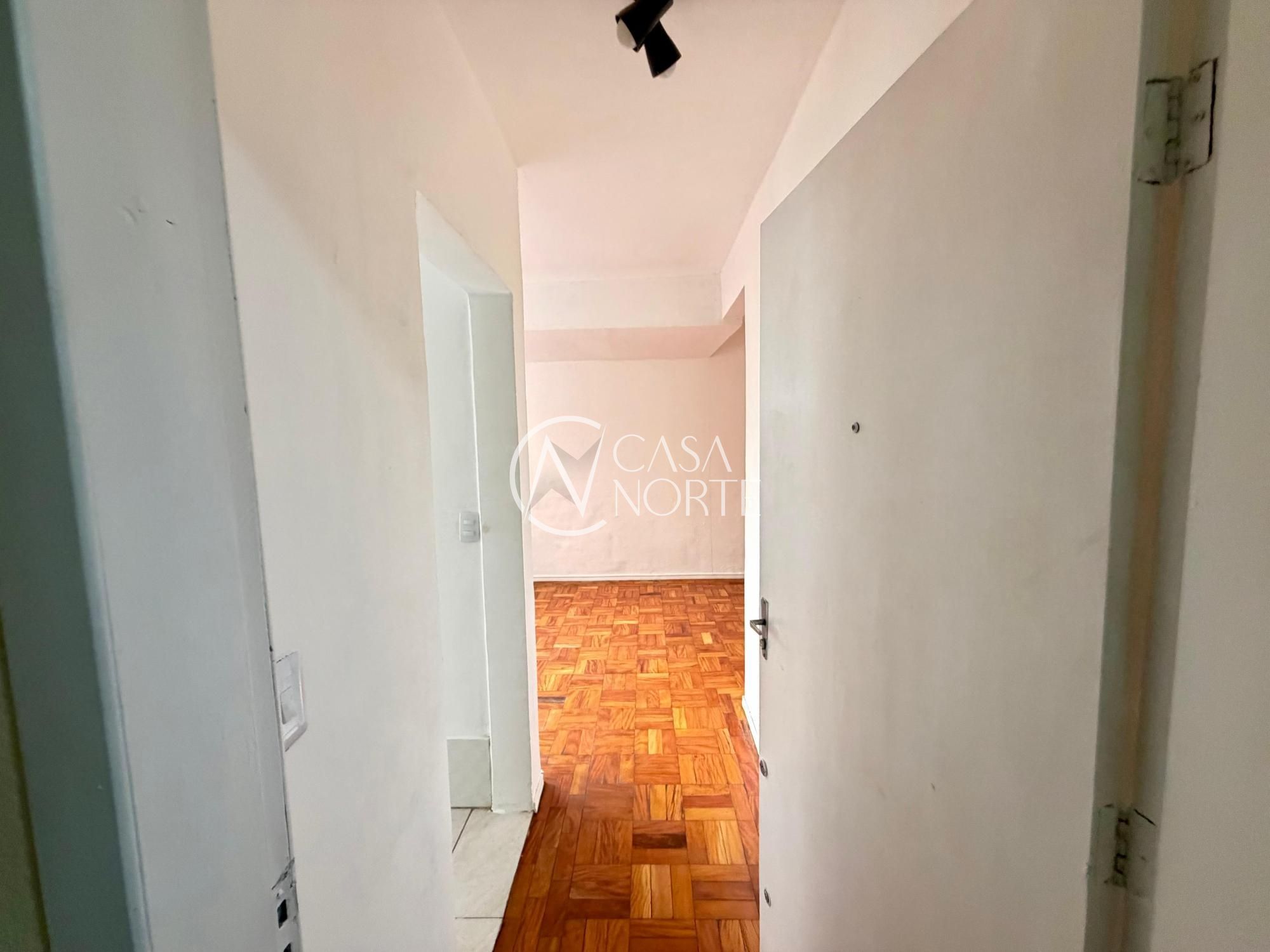 Apartamento à venda com 1 quarto, 31m², Avenida Coronel Lucas de Oliveira no bairro Bela Vista em Porto Alegre