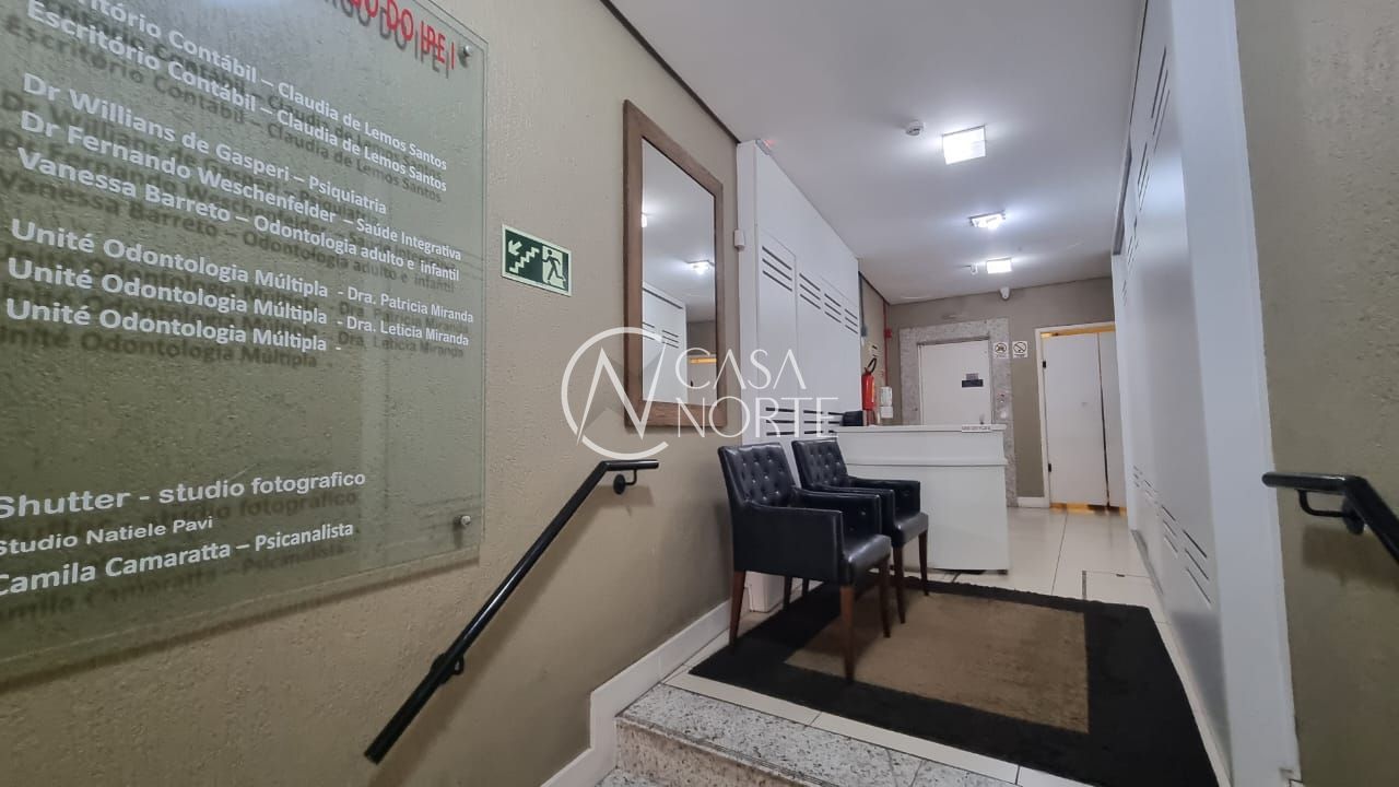 Sala Comercial à venda com 2 quartos, 32m², Avenida Cristóvao Colombo no bairro Moinhos de Vento em Porto Alegre