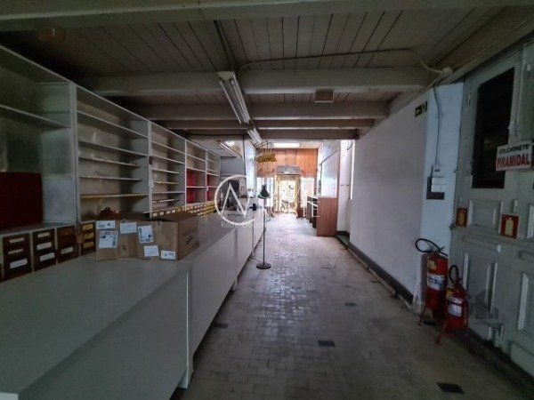 Prédio Comercial à venda , 600m², Rua Vigario José Inácio no bairro Centro Histórico em Porto Alegre
