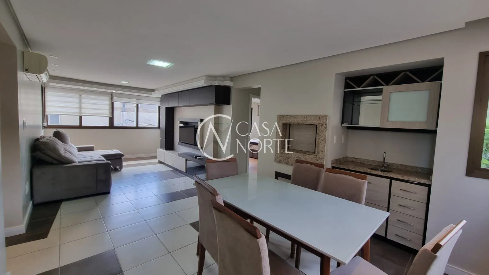 Apartamento à venda com 2 quartos, 86m², 1 suíte, 1 vaga, Rua Coronel Feijó no bairro São João em Porto Alegre