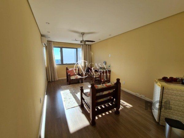 Sala Comercial à venda , 26m², Avenida Assis Brasil no bairro São Sebastião em Porto Alegre