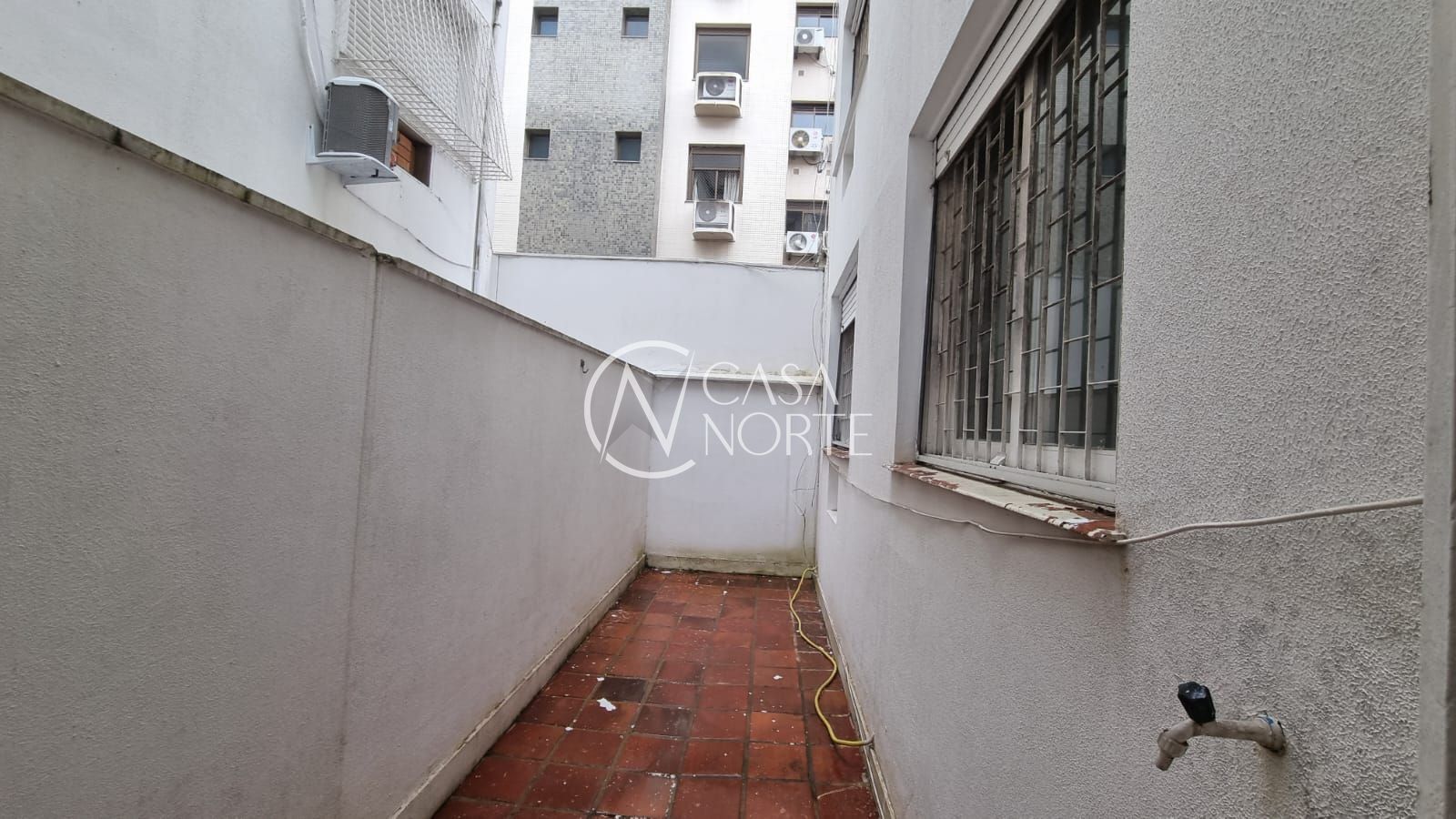 Apartamento à venda com 2 quartos, 67m², Rua Felicíssimo de Azevedo no bairro São João em Porto Alegre