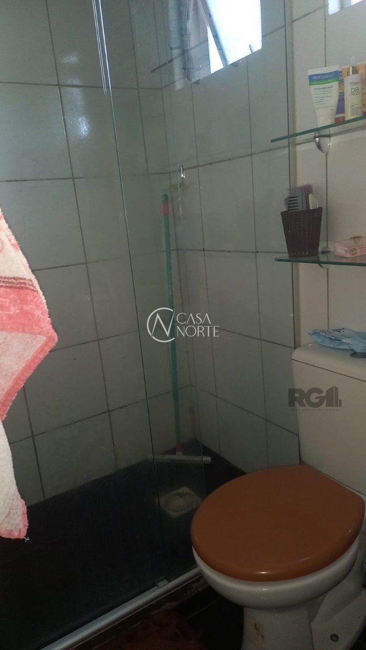 Apartamento à venda com 2 quartos, 43m², 1 vaga, Rua São Guilherme no bairro Vila São José em Porto Alegre