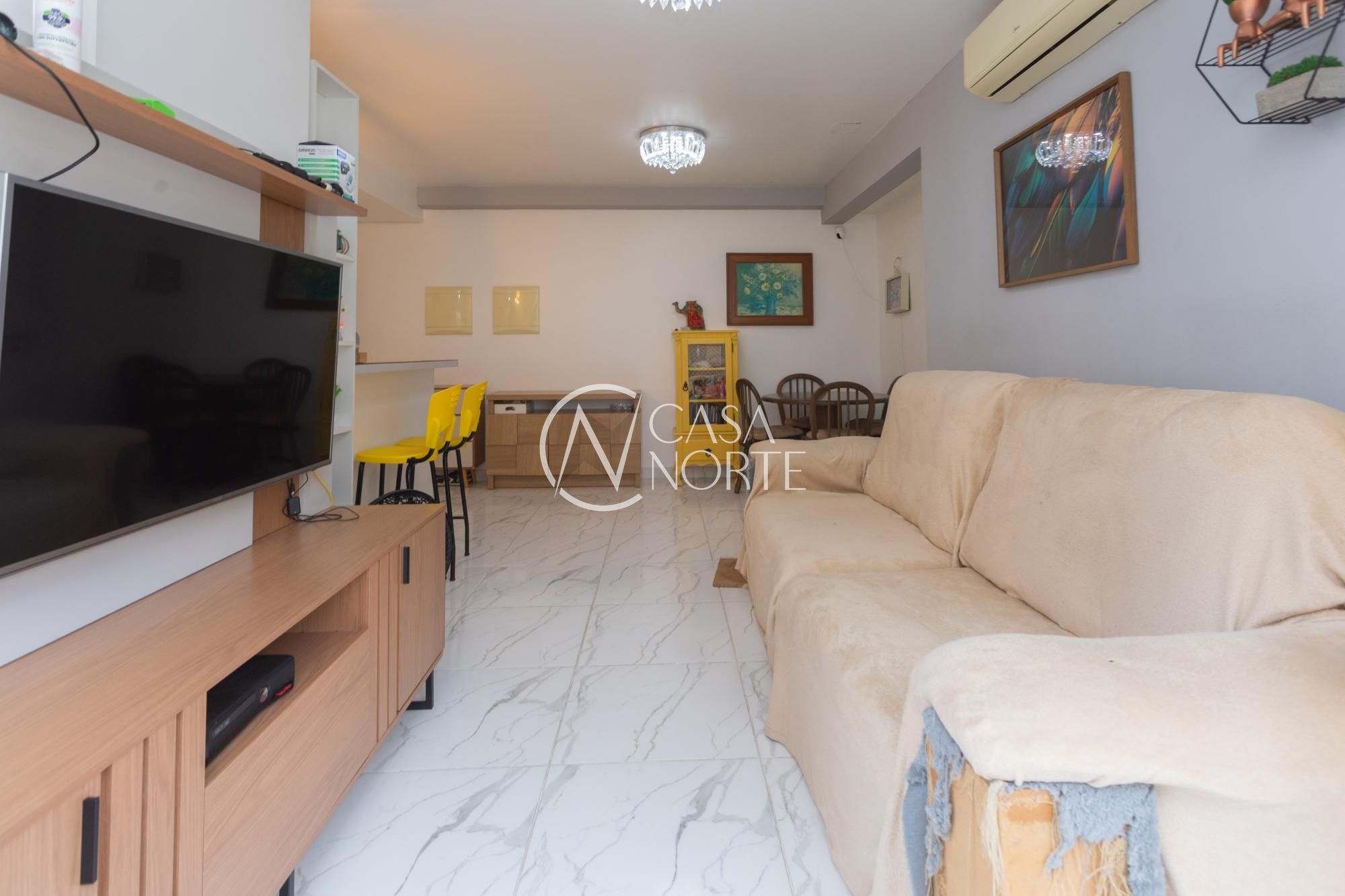 Apartamento à venda com 3 quartos, 84m², 1 suíte, 2 vagas, Rua São Luís no bairro Santana em Porto Alegre