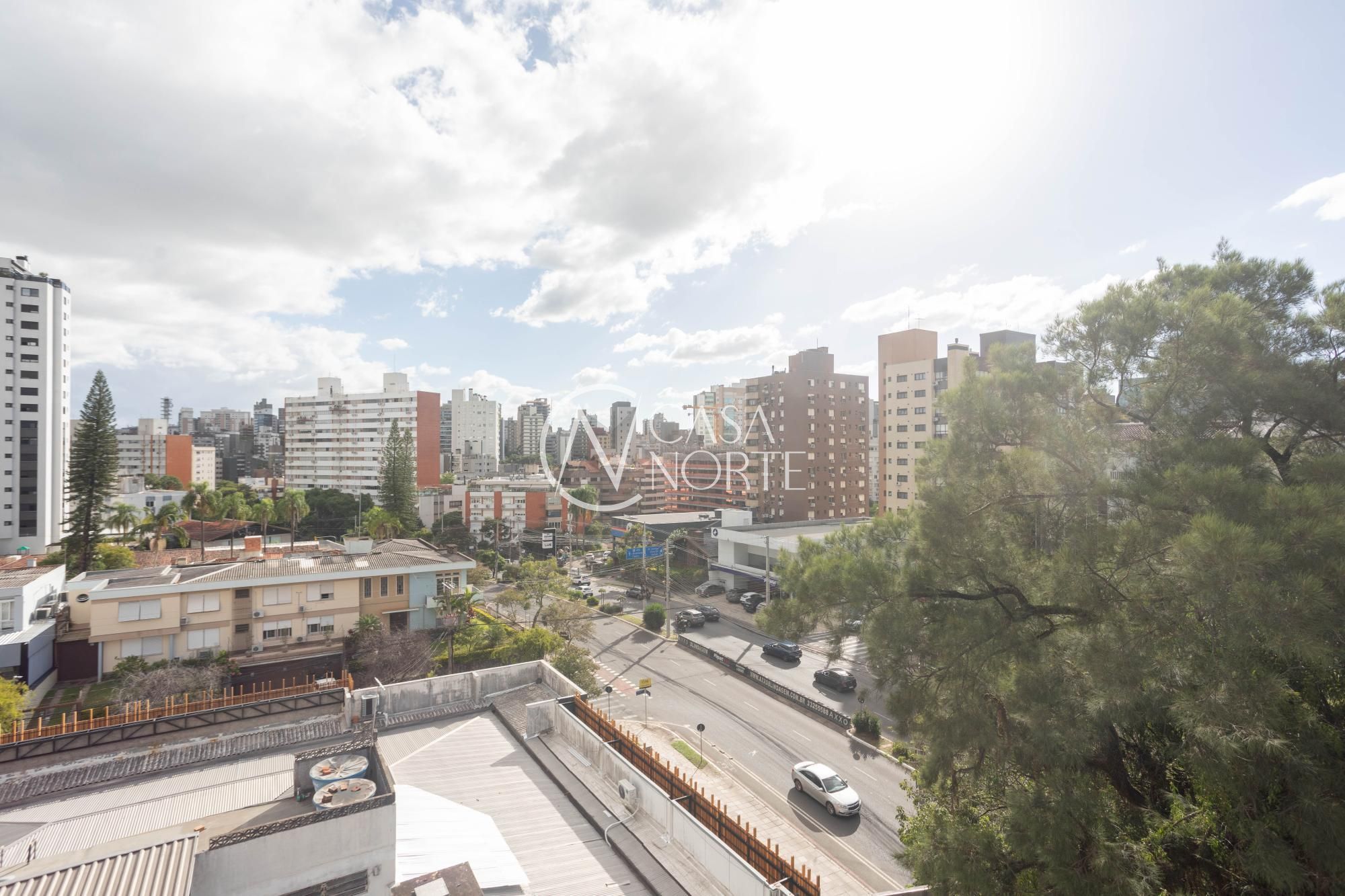 Cobertura à venda com 3 quartos, 152m², 1 suíte, 2 vagas, Avenida Carlos Gomes no bairro Petrópolis em Porto Alegre