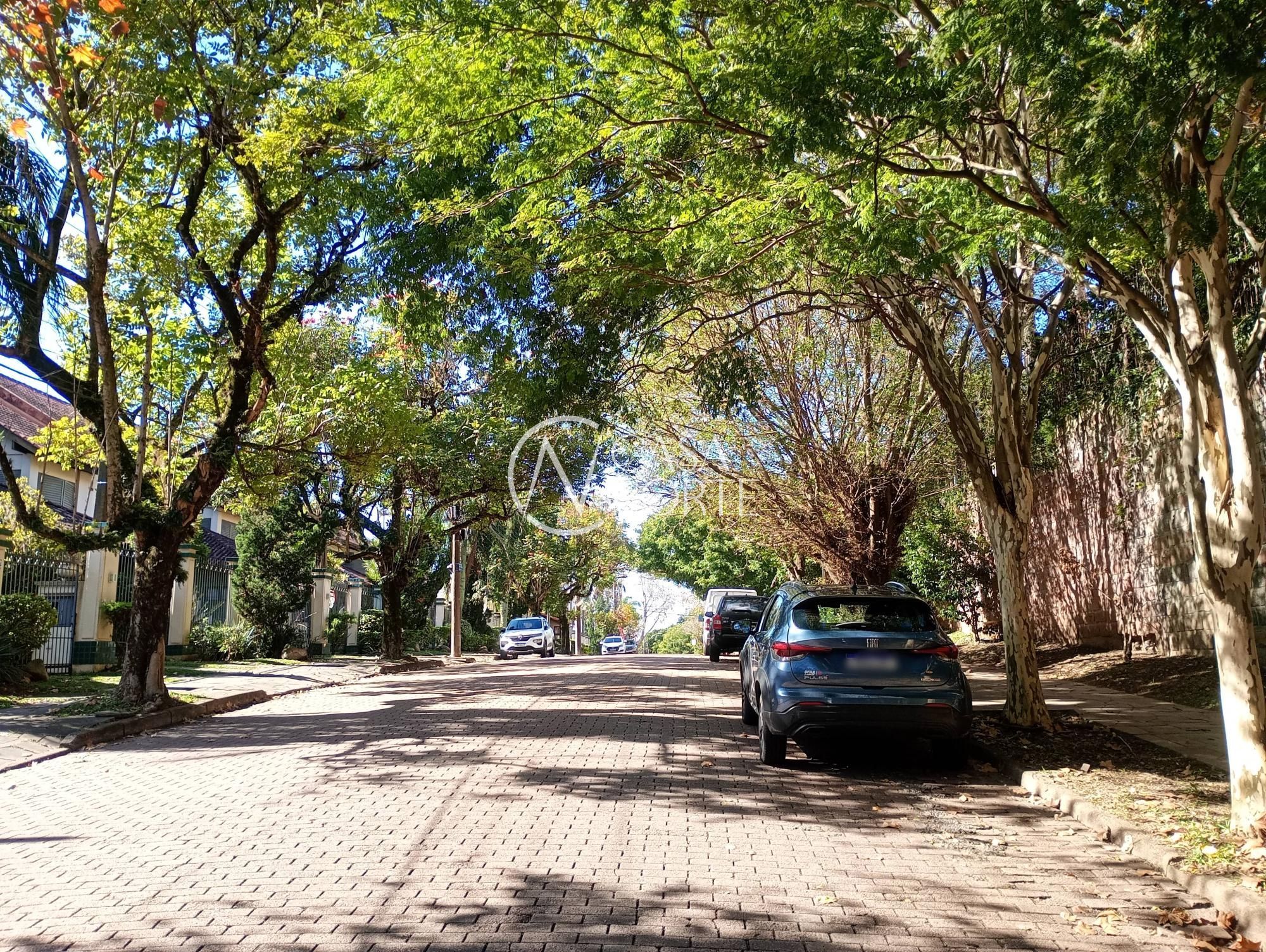 Casa de Condomínio à venda com 2 quartos, 123m², 2 suítes, 2 vagas, Rua Manoel Lopes Meirelles no bairro Jardim Sabará em Porto Alegre