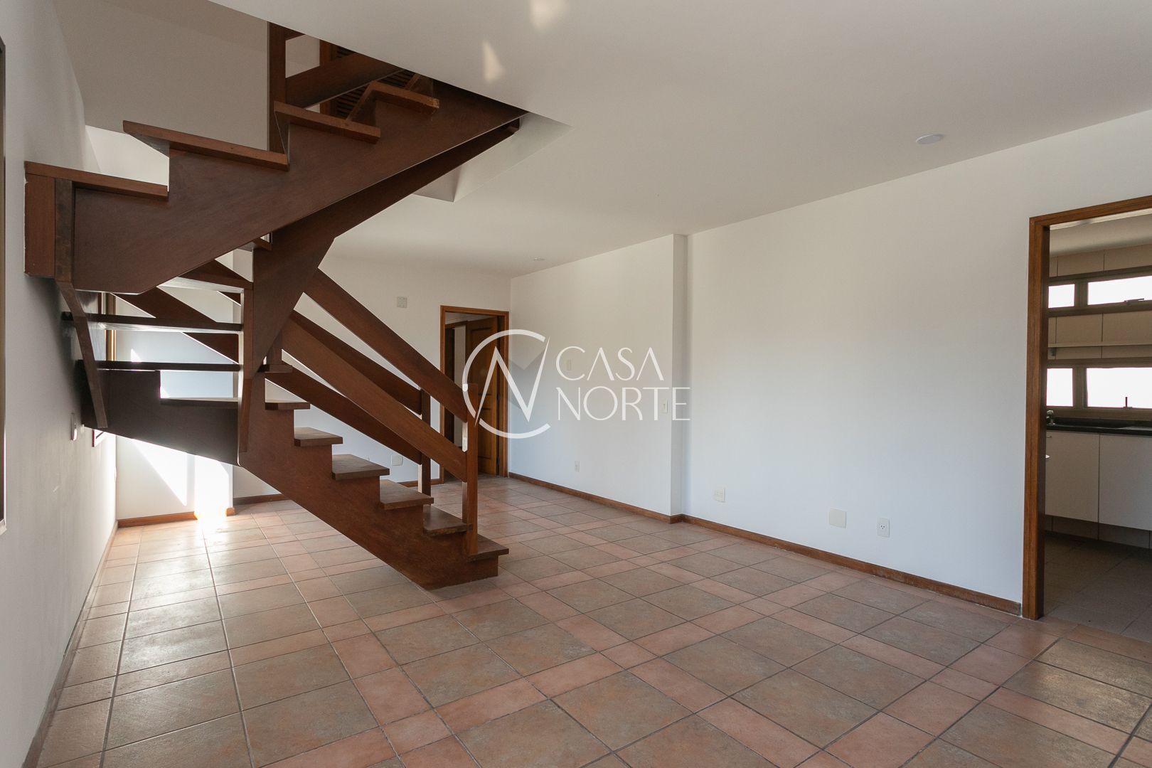 Cobertura à venda com 3 quartos, 245m², 1 suíte, 2 vagas, Rua Doutor Freire Alemão no bairro Mont Serrat em Porto Alegre