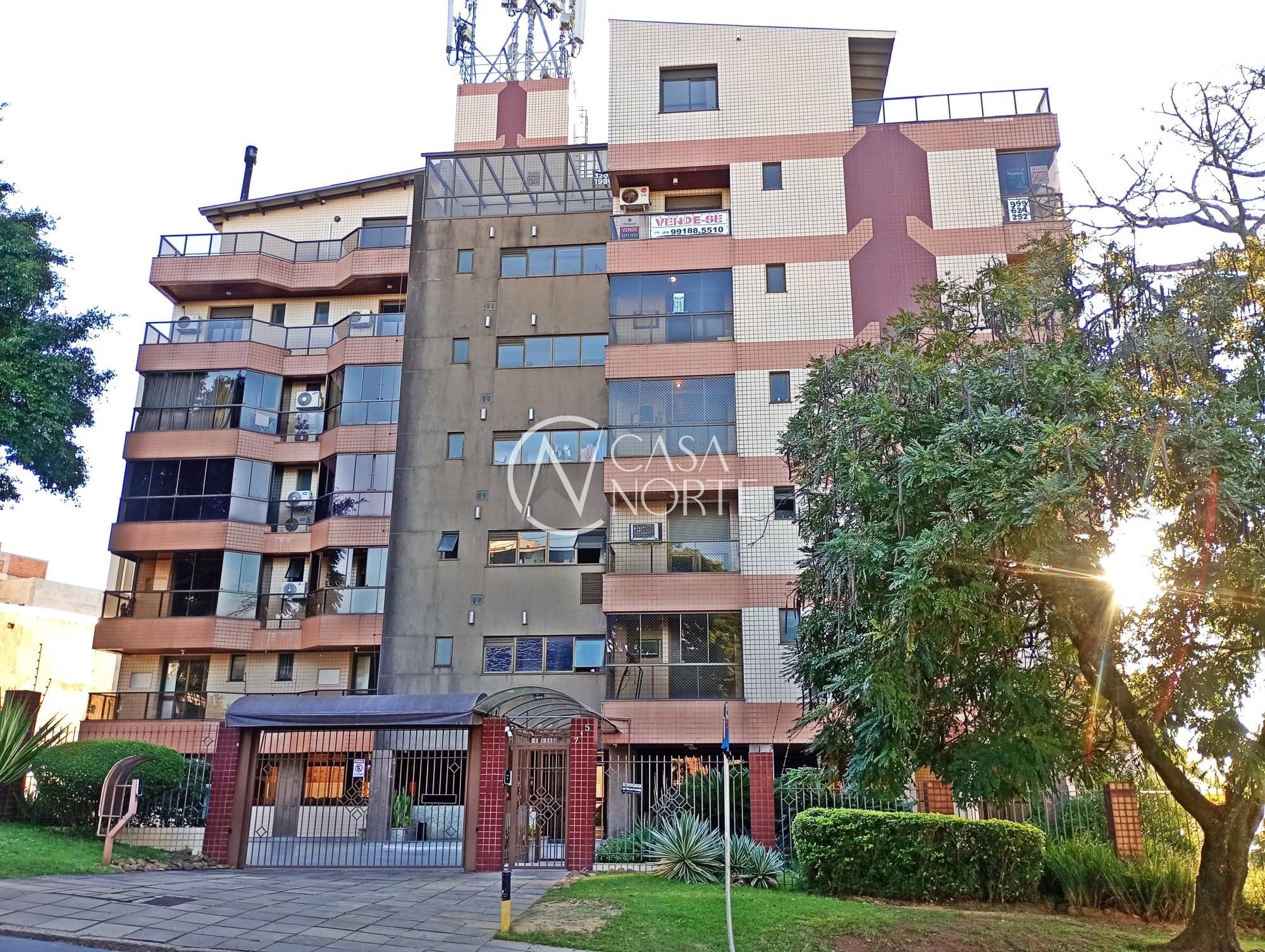 Cobertura à venda com 3 quartos, 310m², 1 suíte, 3 vagas, Rua Corrêa Lima no bairro Menino Deus em Porto Alegre