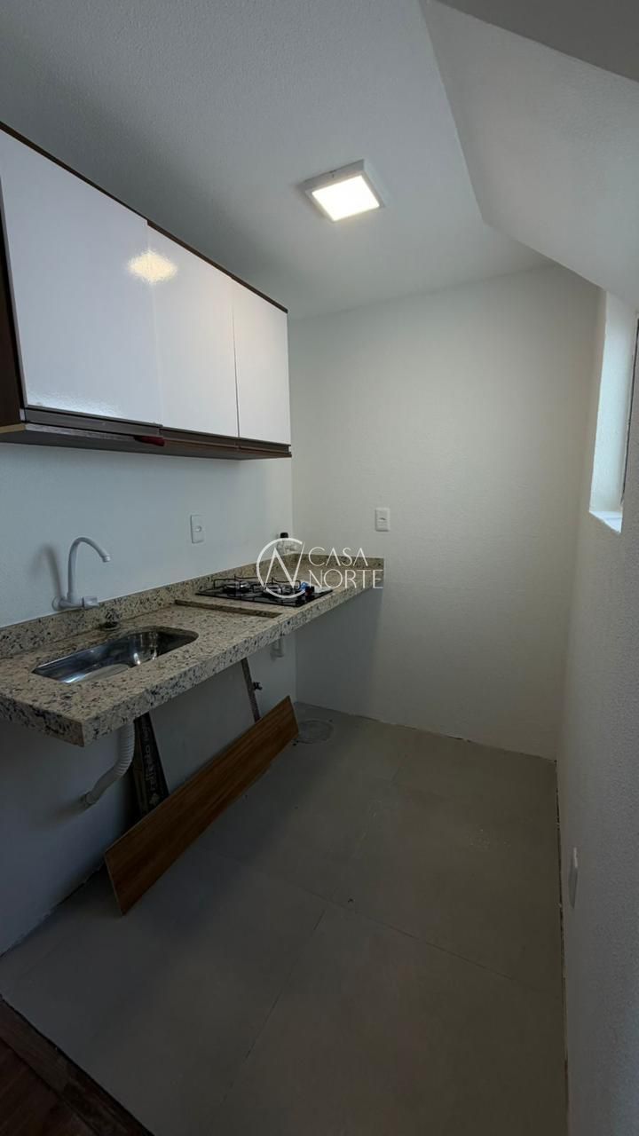 Cobertura à venda com 1 quarto, 42m², 1 suíte, Rua Sarmento Leite no bairro Cidade Baixa em Porto Alegre