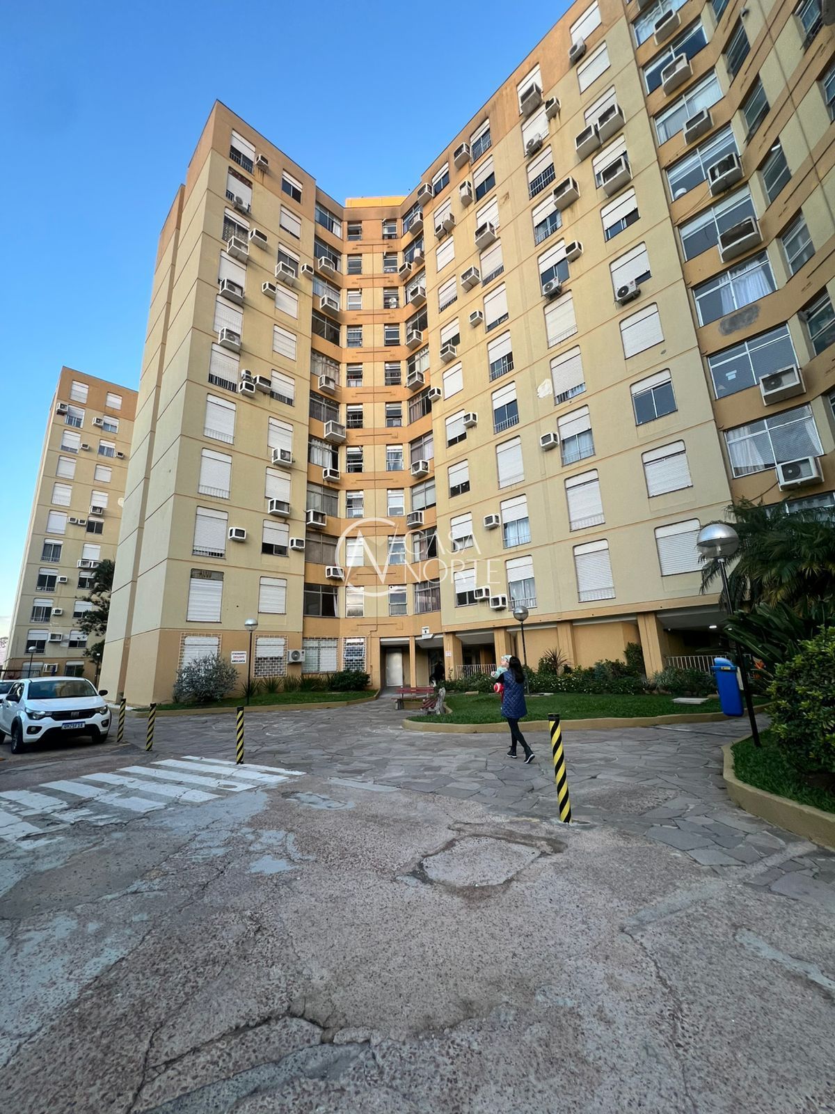 Apartamento à venda com 2 quartos, 63m², 1 vaga, Avenida Wenceslau Escobar no bairro Tristeza em Porto Alegre
