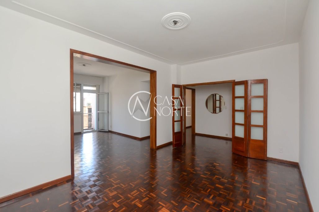 Apartamento à venda com 3 quartos, 138m², 1 vaga, Rua Garibaldi no bairro Bom Fim em Porto Alegre