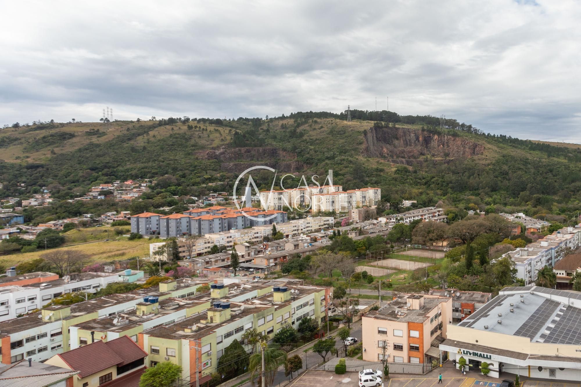 Apartamento à venda com 3 quartos, 78m², 1 suíte, 1 vaga, Rua Abram Goldsztein no bairro Jardim Carvalho em Porto Alegre