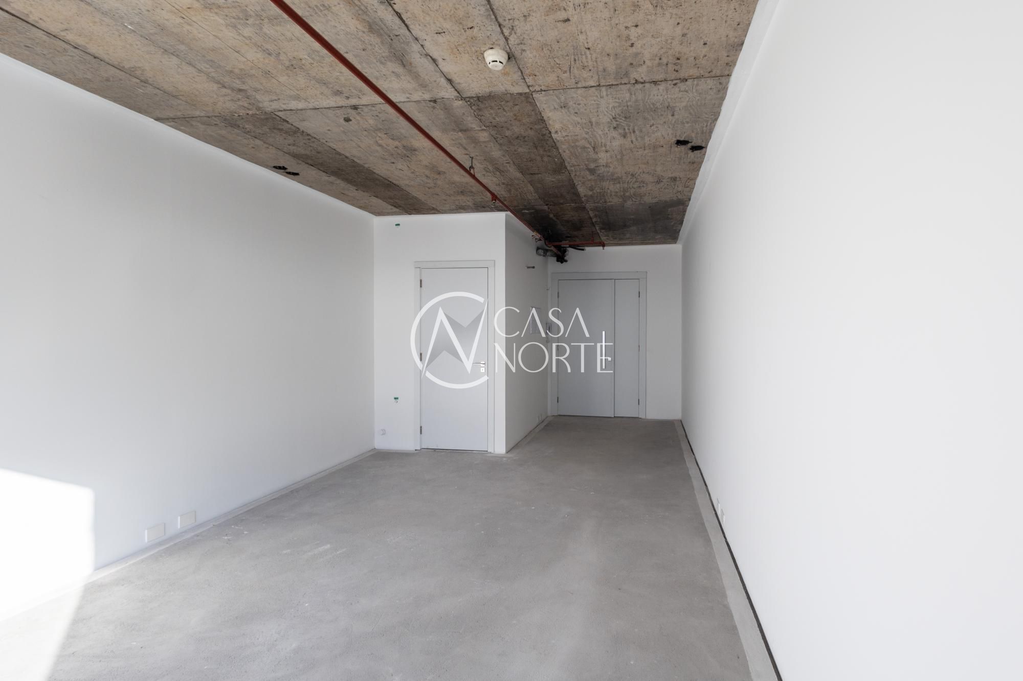 Sala Comercial à venda com 1 quarto, 20m², Avenida Padre Cacique no bairro Praia de Belas em Porto Alegre