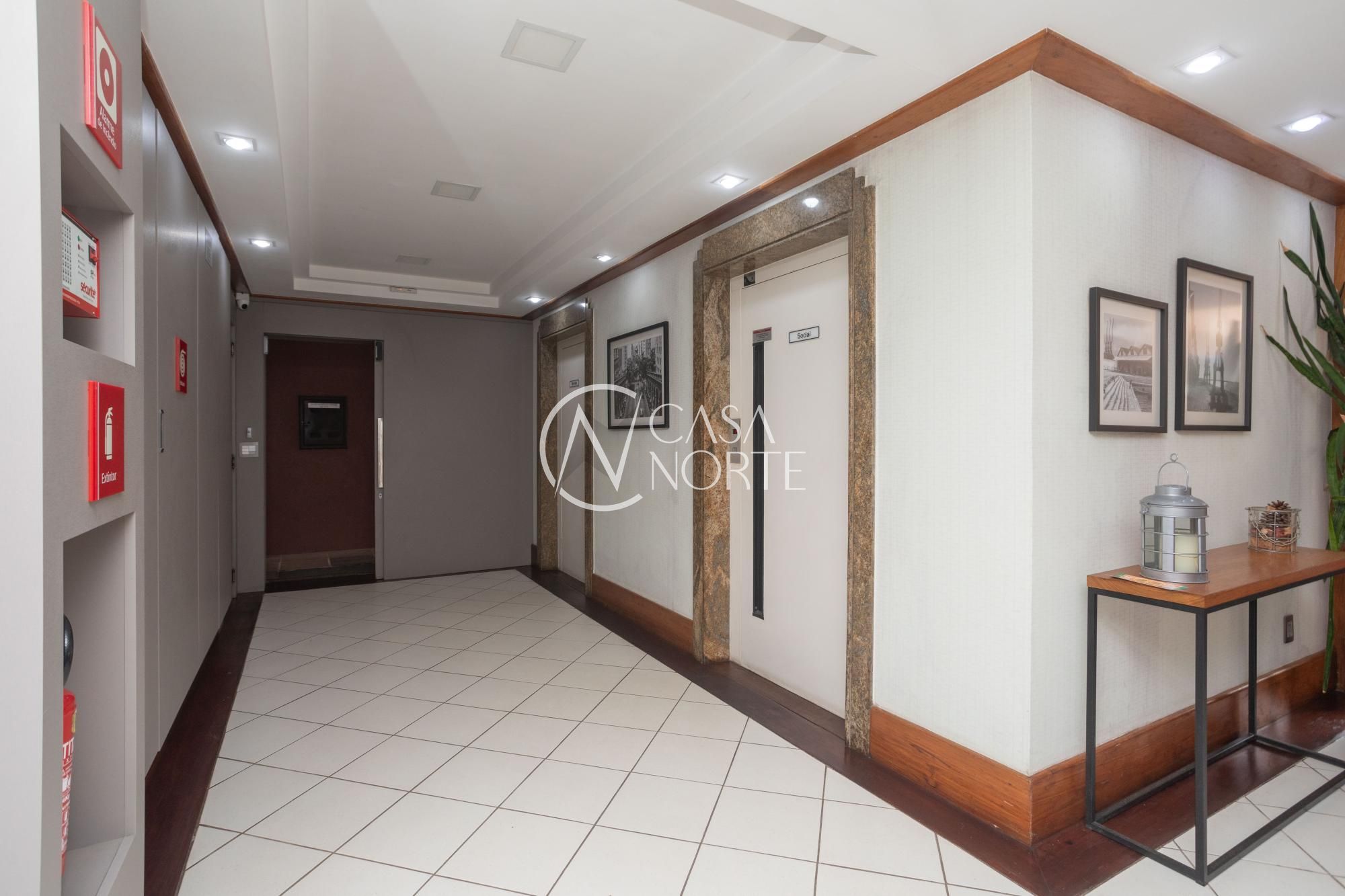 Apartamento à venda com 3 quartos, 96m², 1 suíte, 1 vaga, Avenida General Barreto Viana no bairro Chácara das Pedras em Porto Alegre